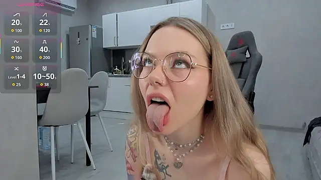 Marta May  online show from 03.15.26