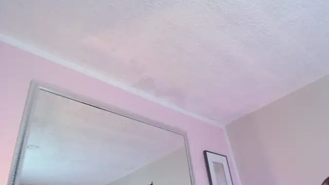 Ivyy Crystal online show from 09.23.25