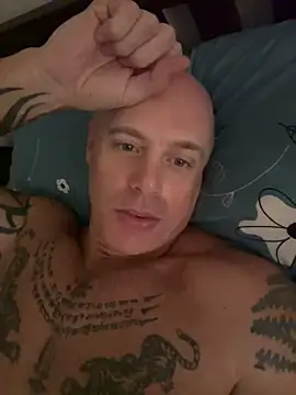 luv2masterb8247 online show from 12.13.24