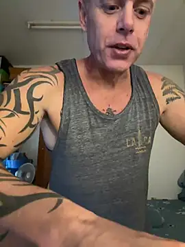 luv2masterb8247 online show from 12.16.24