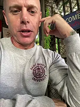 luv2masterb8247 online show from 12.22.24