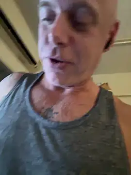 luv2masterb8247 online show from 01.22.25