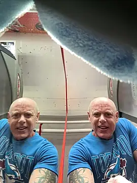 luv2masterb8247 online show from 01.29.25