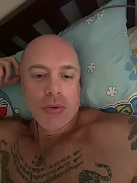 luv2masterb8247 online show from 02.06.25