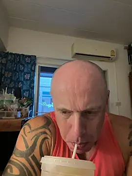 luv2masterb8247 online show from 02.10.25