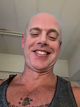 luv2masterb8247 online show from 02.13.25