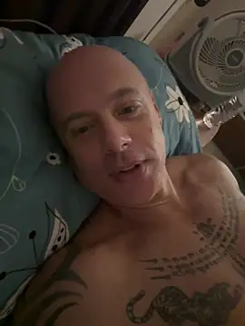 luv2masterb8247 online show from 02.20.25