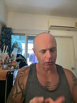 luv2masterb8247 online show from 03.18.25