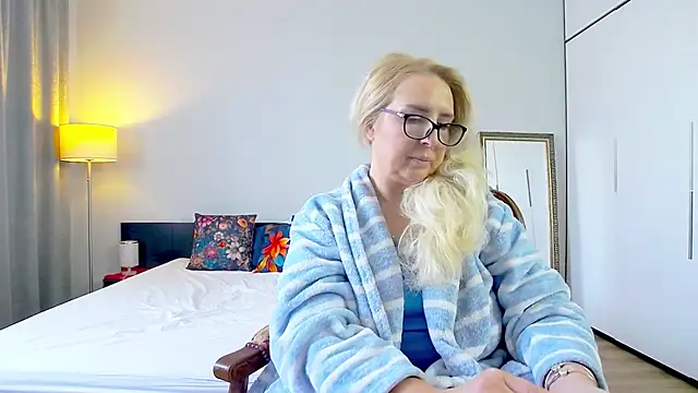 MariaRichi  online show from 03.07.25