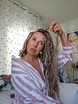 MariaRichi  online show from 10.03.25