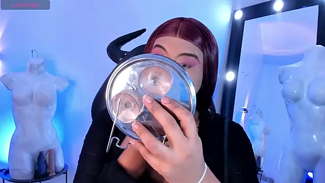 Emili Roux online show from 03.23.26