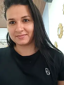 Snapshot of elena_jonees chatting on 02.17.25 elena jonees online show from 02.17.25