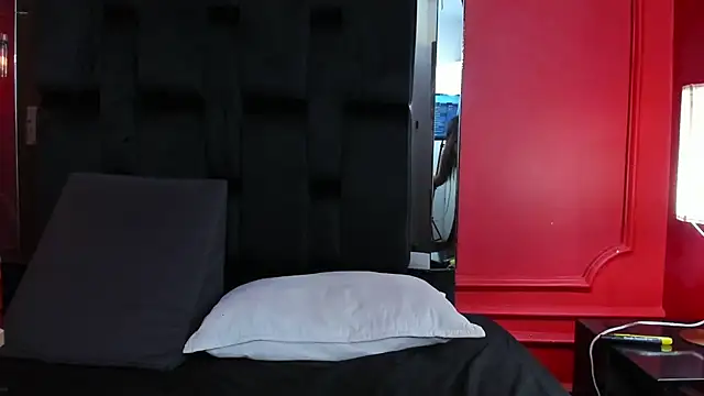 Snapshot of nathalie_rossel chatting on 03.06.25 nathalie rossel online show from 03.06.25