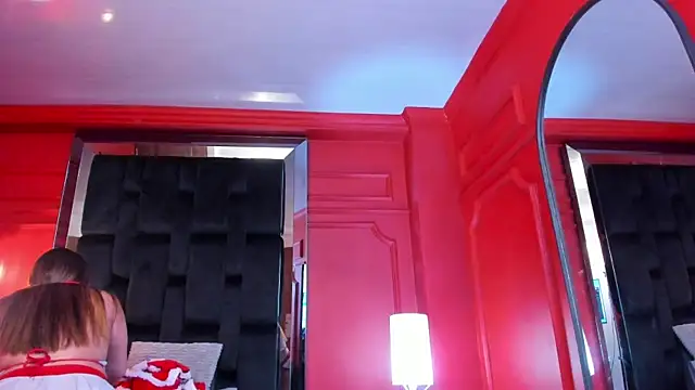 Snapshot of nathalie_rossel chatting on 11.24.25 nathalie rossel online show from 11.24.25