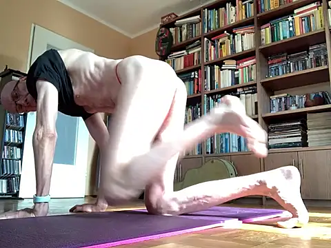 Snapshot of Bula94193 chatting on 03.20.26 Bula94193 online show from 03.20.26