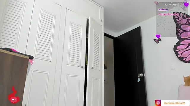 Snapshot of sweet_amalia4 chatting on 02.10.26 sweet amalia4 online show from 02.10.26