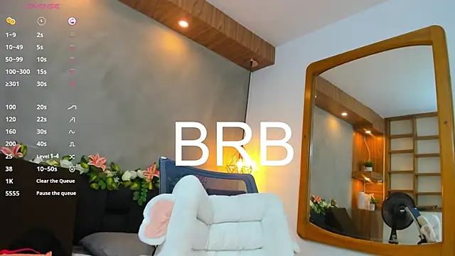 Hannah williams1 online show from 12.15.24