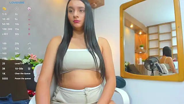 Hannah williams1 online show from 01.15.25