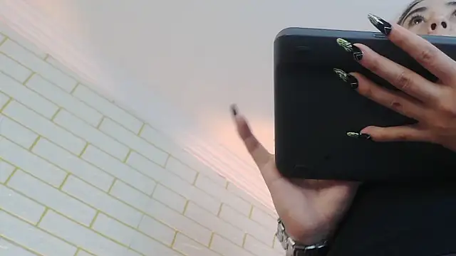 NYX1126 online show from 11.06.25