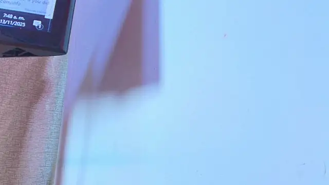 dafne queenn online show from 11.13.25