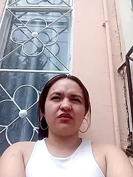 Snapshot of Naiara_Sex_ chatting on 12.23.24 Naiara Sex online show from 12.23.24