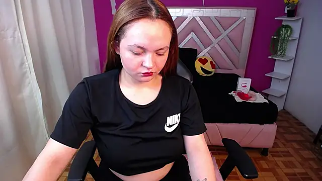 Snapshot of Naiara_Sex_ chatting on 01.02.25 Naiara Sex online show from 01.02.25