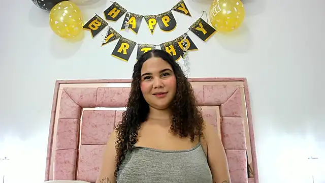 zoee lovv online show from 12.21.24