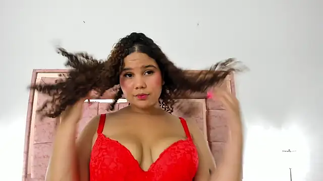 zoee lovv online show from 01.22.25