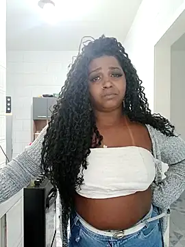 Snapshot of annybarros21 chatting on 09.13.25 annybarros21 online show from 09.13.25