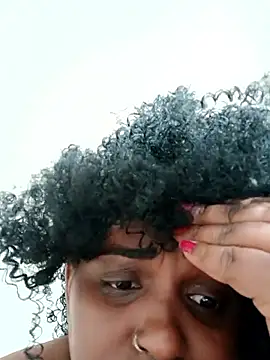 Snapshot of annybarros21 chatting on 09.27.25 annybarros21 online show from 09.27.25