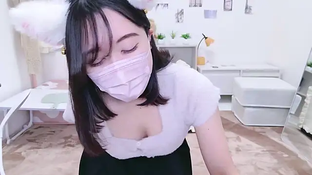 Yurie  online show from 02.22.25