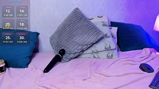 Caroline dh online show from 02.04.25