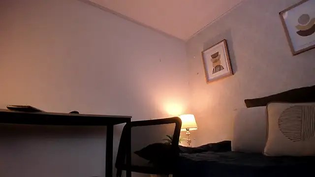 Caroline dh online show from 03.11.26