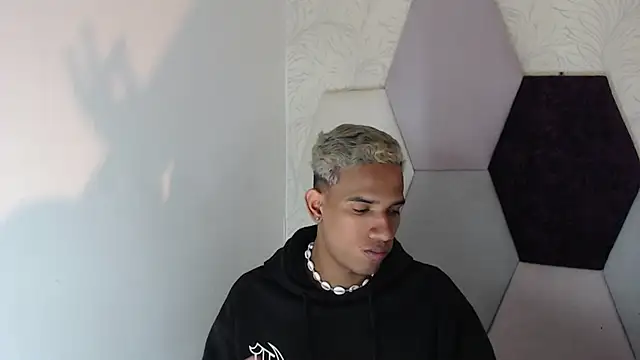 AbrahanBratz online show from 01.30.25