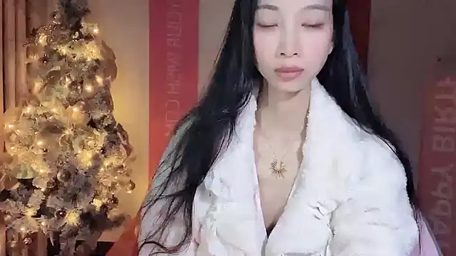 Lili-2 online show from 12.31.24