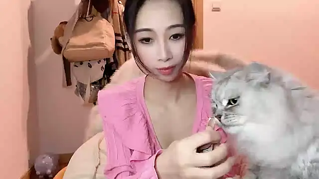 Lili-2 online show from 01.13.25