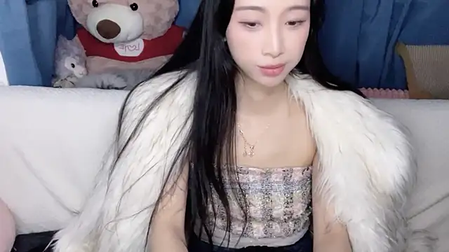 Lili-2 online show from 01.31.26