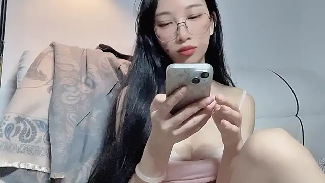 Lili-2 online show from 05.11.26