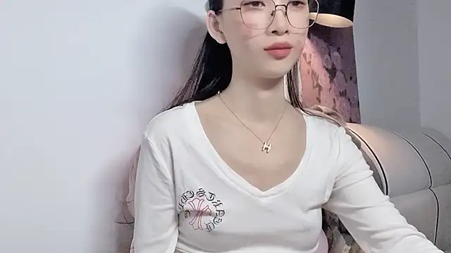 Lili-2 online show from 05.23.26