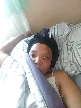 Feathergal69  online show from 10.12.25