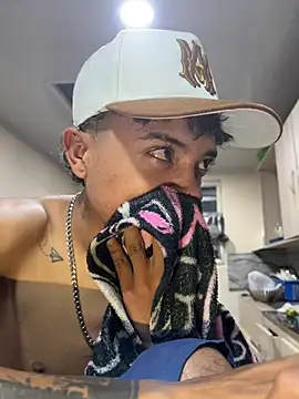 Edward Milleer online show from 12.26.24