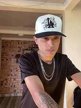 Edward Milleer online show from 02.06.26