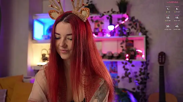 Snapshot of Charmings_054 chatting on 12.20.24 Charmings 054 online show from 12.20.24