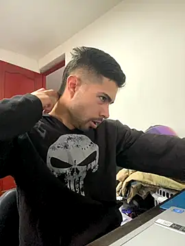 Snapshot of Jestebanano chatting on 10.29.25 Jestebanano online show from 10.29.25