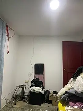 Jestebanano online show from 02.04.26