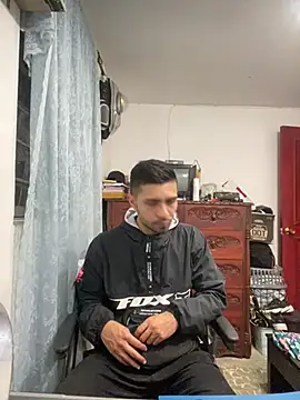 Jestebanano online show from 03.08.26