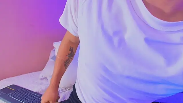 kiing azahell online show from 09.20.25