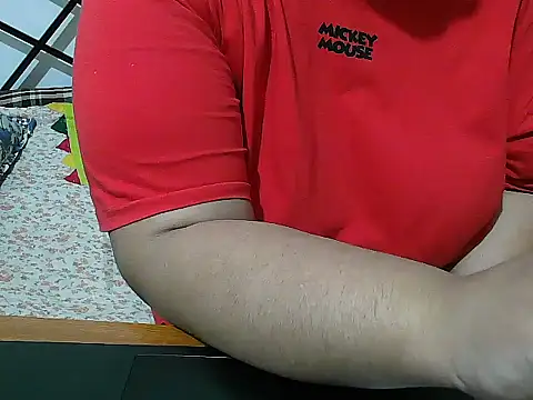 Snapshot of Queen_of_boobs01 chatting on 01.30.25 Queen of boobs01 online show from 01.30.25