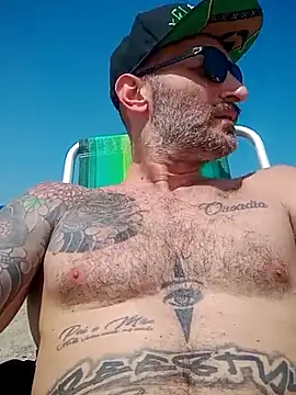 Snapshot of rolesexy chatting on 02.15.25 rolesexy online show from 02.15.25