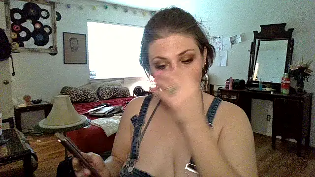 sophiarica online show from 04.16.26